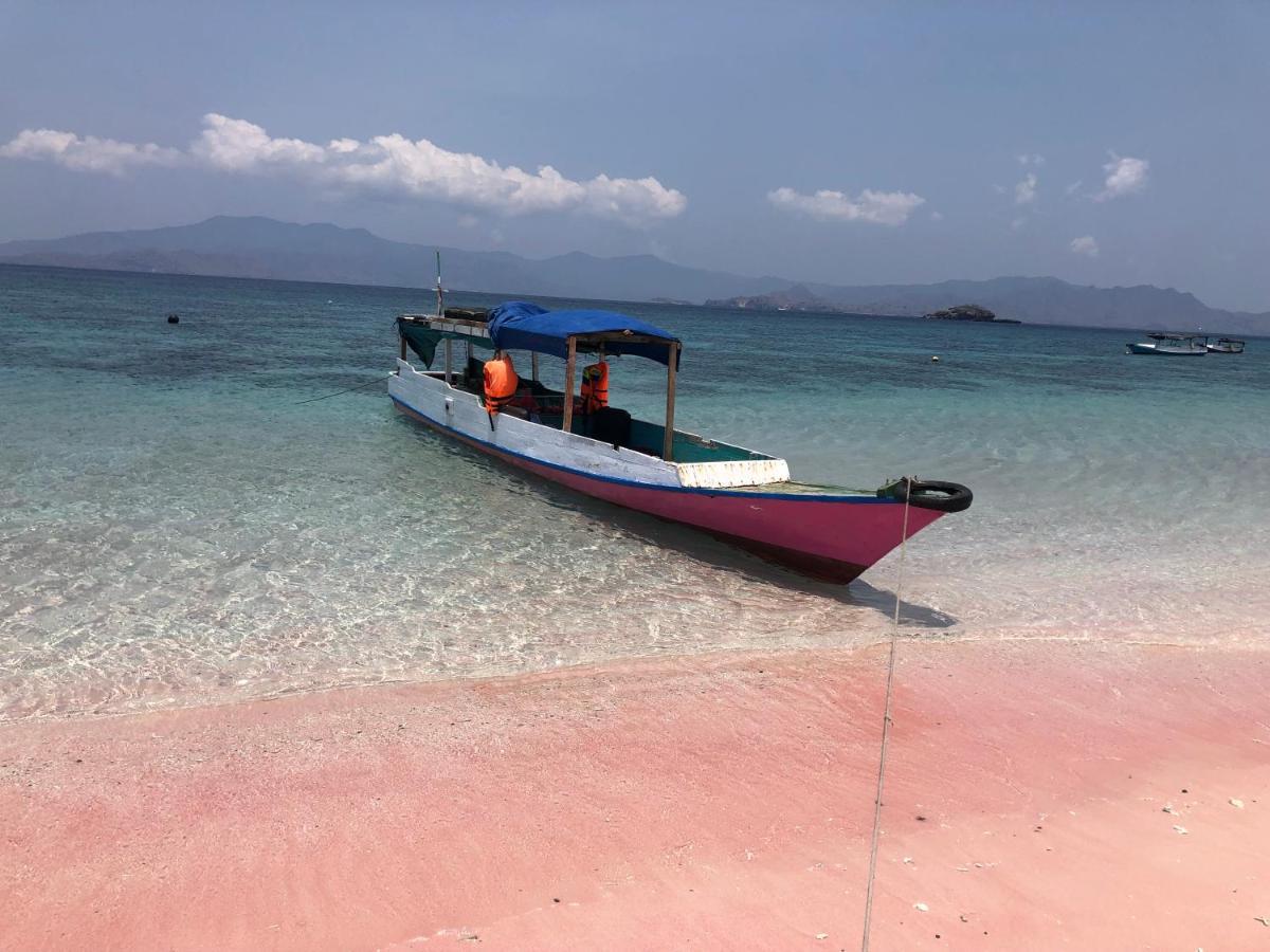 Dua Putri Homestay Komodo